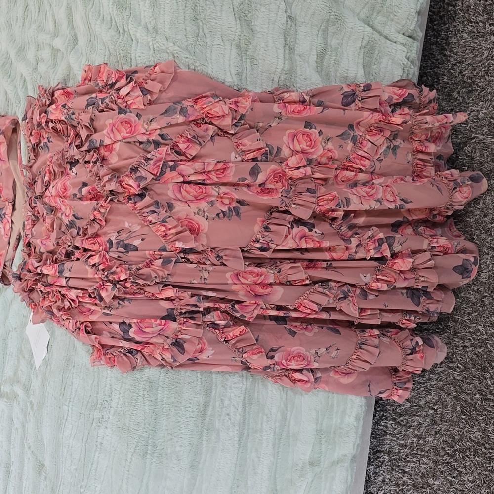 MAC DUGGAL Ruffled Cut Out Cap Sleeve V Neck Gown - Picture 9 of 9
